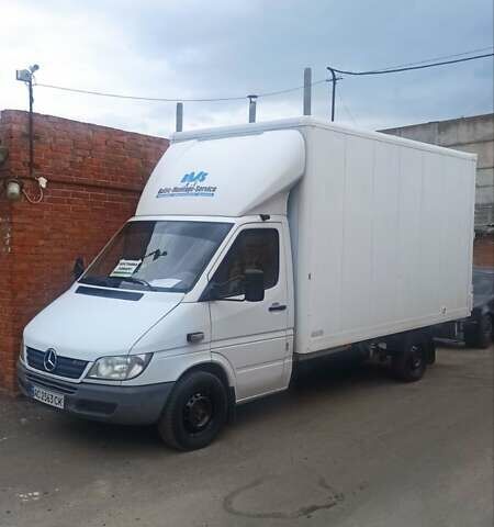 Белый Мерседес Sprinter, объемом двигателя 2.69 л и пробегом 485 тыс. км за 10950 $, фото 18 на Automoto.ua
