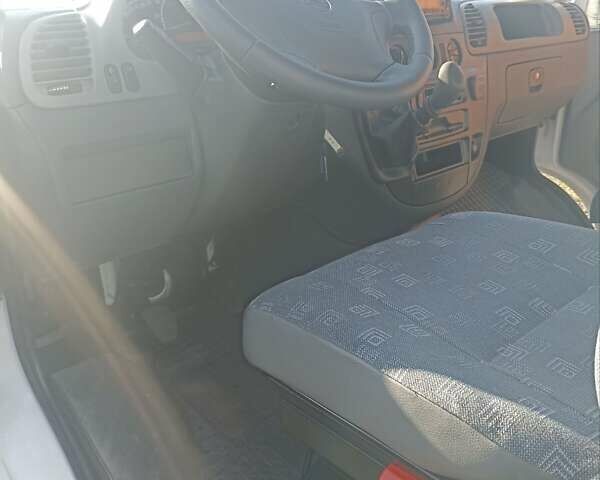 Белый Мерседес Sprinter, объемом двигателя 2.7 л и пробегом 260 тыс. км за 20900 $, фото 9 на Automoto.ua