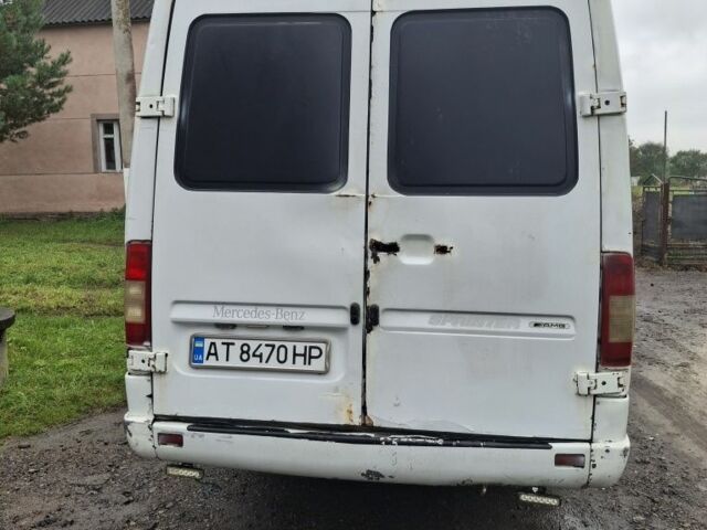 Білий Мерседес Sprinter, об'ємом двигуна 2.1 л та пробігом 400 тис. км за 3800 $, фото 5 на Automoto.ua