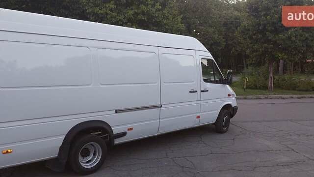 Белый Мерседес Sprinter, объемом двигателя 0 л и пробегом 5 тыс. км за 15500 $, фото 5 на Automoto.ua