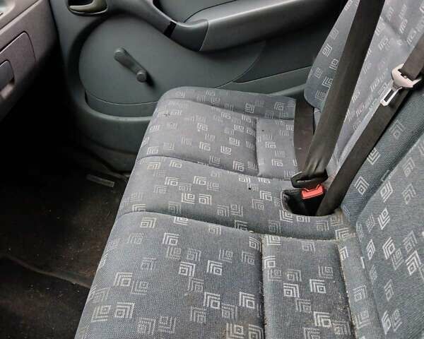Белый Мерседес Sprinter, объемом двигателя 2.2 л и пробегом 306 тыс. км за 5050 $, фото 3 на Automoto.ua