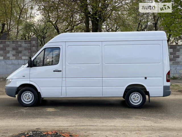 Білий Мерседес Sprinter, об'ємом двигуна 0 л та пробігом 440 тис. км за 9500 $, фото 14 на Automoto.ua