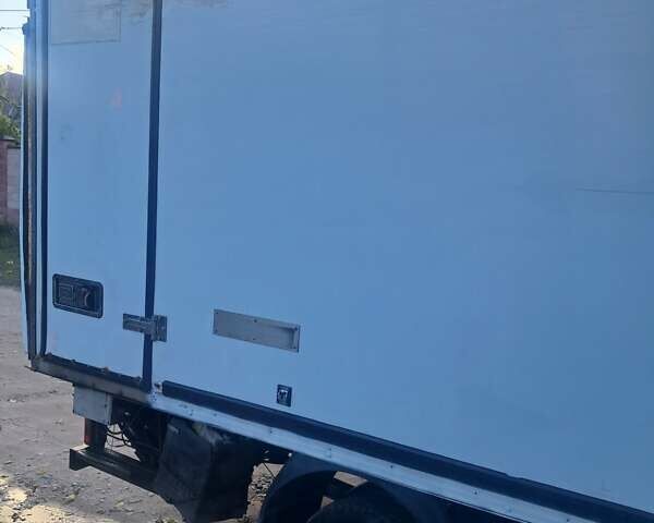 Белый Мерседес Sprinter, объемом двигателя 2.15 л и пробегом 244 тыс. км за 9900 $, фото 10 на Automoto.ua