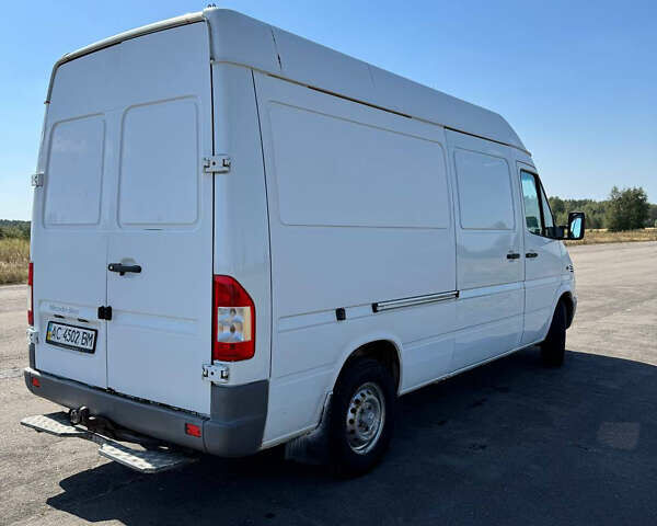 Білий Мерседес Sprinter, об'ємом двигуна 2.7 л та пробігом 655 тис. км за 7800 $, фото 3 на Automoto.ua