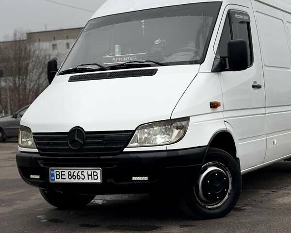 Белый Мерседес Sprinter, объемом двигателя 0 л и пробегом 757 тыс. км за 13000 $, фото 8 на Automoto.ua