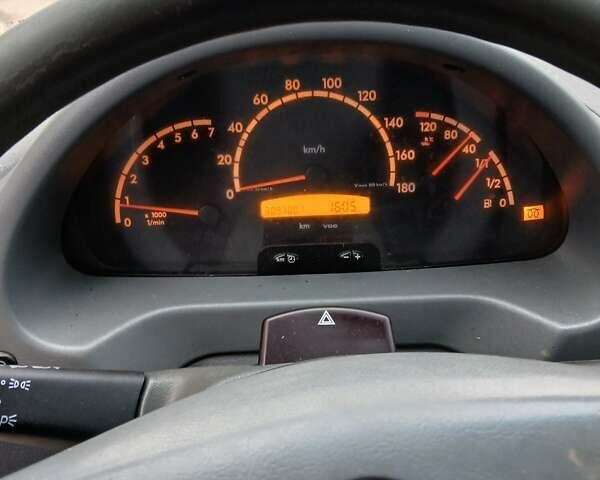 Белый Мерседес Sprinter, объемом двигателя 2.2 л и пробегом 306 тыс. км за 5050 $, фото 5 на Automoto.ua