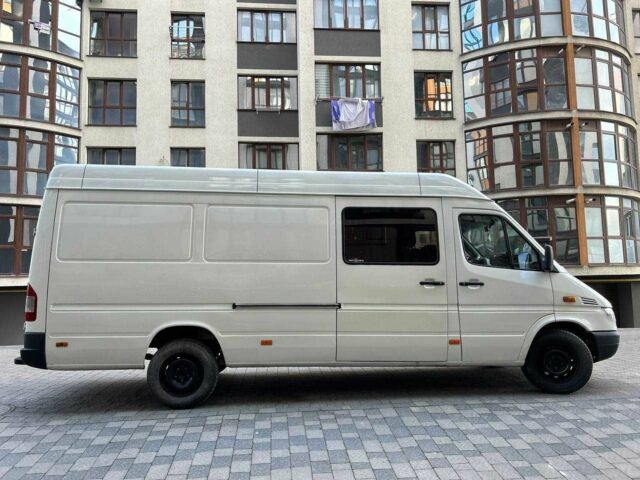 Білий Мерседес Sprinter, об'ємом двигуна 0.22 л та пробігом 616 тис. км за 9999 $, фото 5 на Automoto.ua