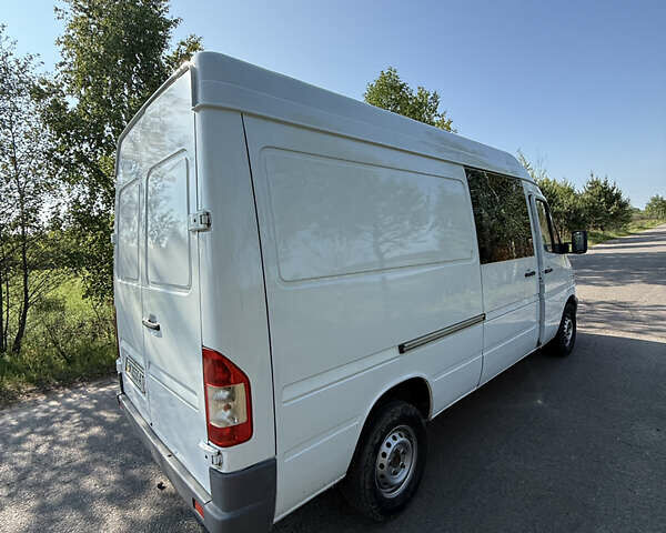 Белый Мерседес Sprinter, объемом двигателя 2.15 л и пробегом 573 тыс. км за 12500 $, фото 26 на Automoto.ua