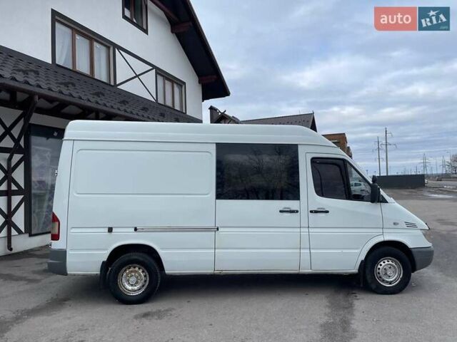 Белый Мерседес Sprinter, объемом двигателя 2.2 л и пробегом 515 тыс. км за 6499 $, фото 8 на Automoto.ua