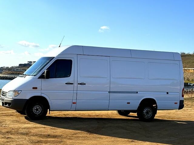 Білий Мерседес Sprinter, об'ємом двигуна 2.2 л та пробігом 415 тис. км за 9500 $, фото 4 на Automoto.ua