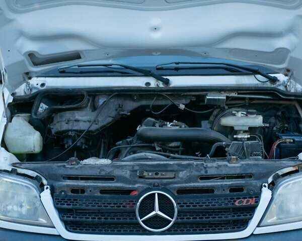 Білий Мерседес Sprinter, об'ємом двигуна 2.2 л та пробігом 490 тис. км за 12500 $, фото 7 на Automoto.ua