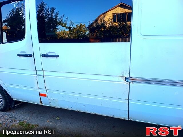 Білий Мерседес Sprinter, об'ємом двигуна 2.2 л та пробігом 302 тис. км за 5000 $, фото 5 на Automoto.ua