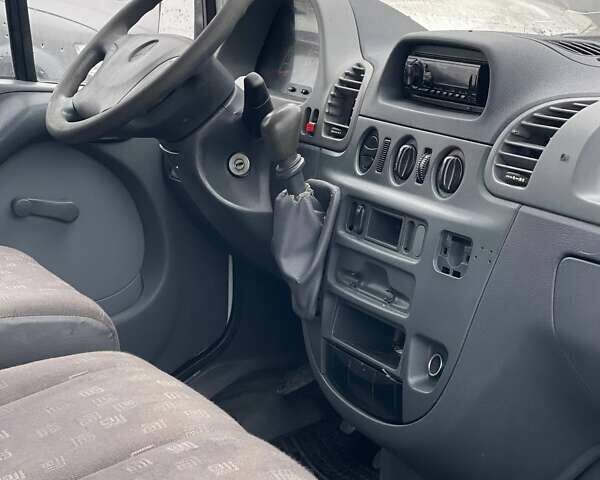 Білий Мерседес Sprinter, об'ємом двигуна 2.15 л та пробігом 370 тис. км за 6500 $, фото 13 на Automoto.ua