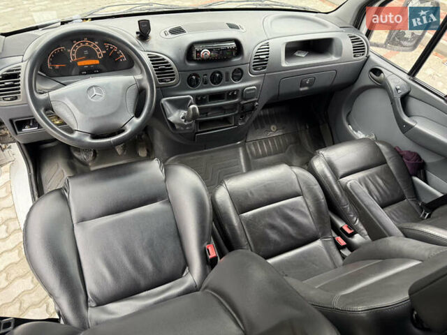 Белый Мерседес Sprinter, объемом двигателя 2.2 л и пробегом 200 тыс. км за 6750 $, фото 15 на Automoto.ua