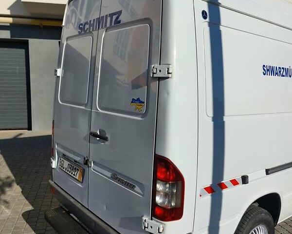 Белый Мерседес Sprinter, объемом двигателя 0 л и пробегом 375 тыс. км за 10000 $, фото 13 на Automoto.ua