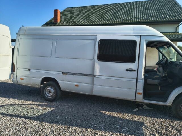 Білий Мерседес Sprinter, об'ємом двигуна 2.7 л та пробігом 111 тис. км за 7800 $, фото 2 на Automoto.ua