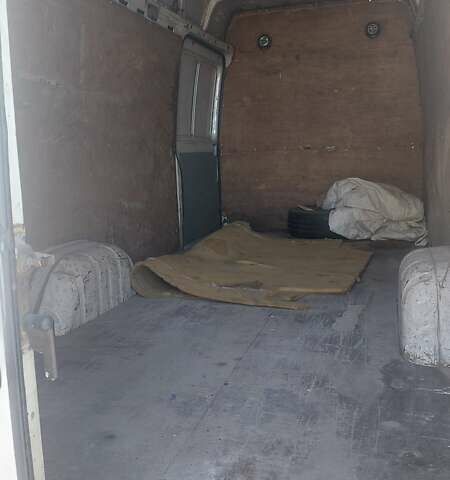 Білий Мерседес Sprinter, об'ємом двигуна 2.1 л та пробігом 500 тис. км за 7000 $, фото 5 на Automoto.ua