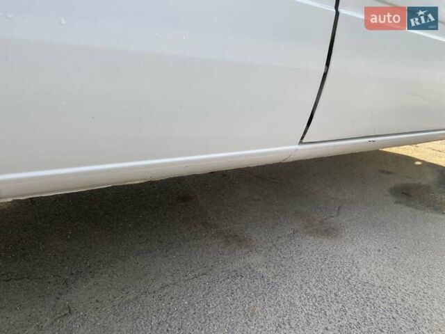 Білий Мерседес Sprinter, об'ємом двигуна 0 л та пробігом 220 тис. км за 12000 $, фото 15 на Automoto.ua