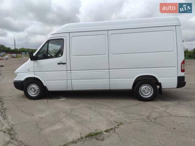 Белый Мерседес Sprinter, объемом двигателя 0 л и пробегом 298 тыс. км за 17500 $, фото 52 на Automoto.ua