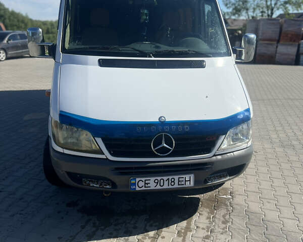 Белый Мерседес Sprinter, объемом двигателя 0 л и пробегом 5 тыс. км за 7400 $, фото 1 на Automoto.ua