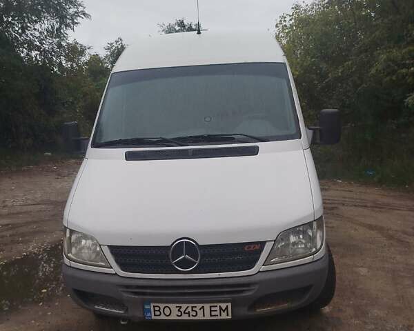 Білий Мерседес Sprinter, об'ємом двигуна 2.15 л та пробігом 470 тис. км за 9300 $, фото 1 на Automoto.ua