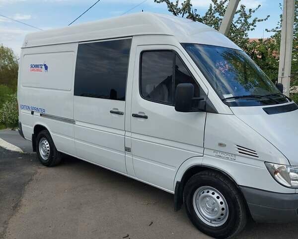 Білий Мерседес Sprinter, об'ємом двигуна 2.2 л та пробігом 301 тис. км за 10600 $, фото 13 на Automoto.ua