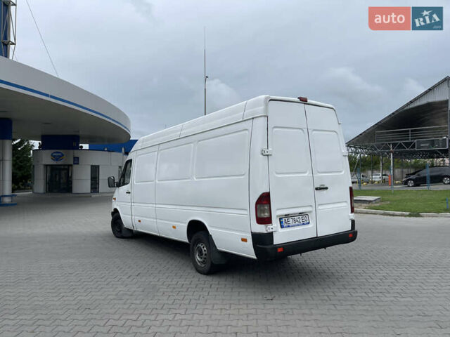 Білий Мерседес Sprinter, об'ємом двигуна 2.2 л та пробігом 555 тис. км за 10999 $, фото 6 на Automoto.ua