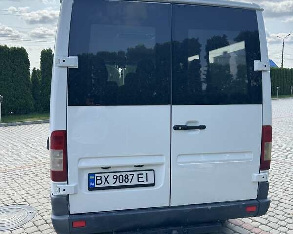 Белый Мерседес Sprinter, объемом двигателя 2.15 л и пробегом 371 тыс. км за 8000 $, фото 3 на Automoto.ua