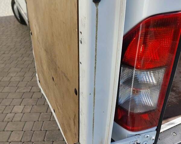 Белый Мерседес Sprinter, объемом двигателя 0 л и пробегом 375 тыс. км за 10000 $, фото 59 на Automoto.ua