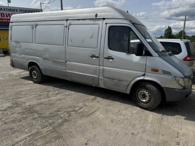 Білий Мерседес Sprinter, об'ємом двигуна 0 л та пробігом 300 тис. км за 550 $, фото 1 на Automoto.ua