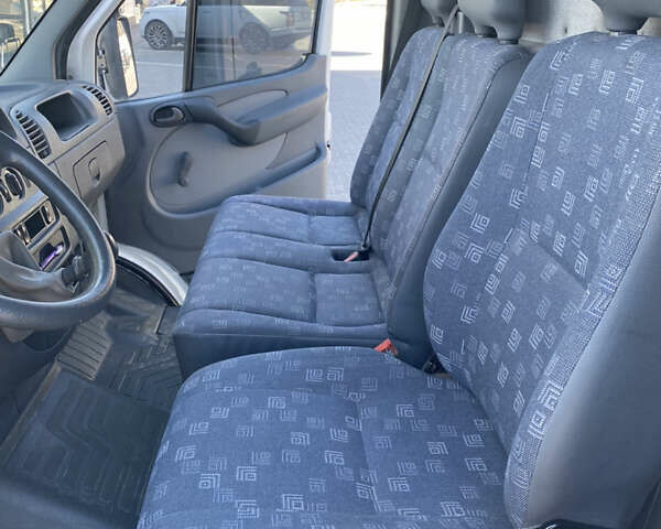 Білий Мерседес Sprinter, об'ємом двигуна 0 л та пробігом 352 тис. км за 10600 $, фото 28 на Automoto.ua