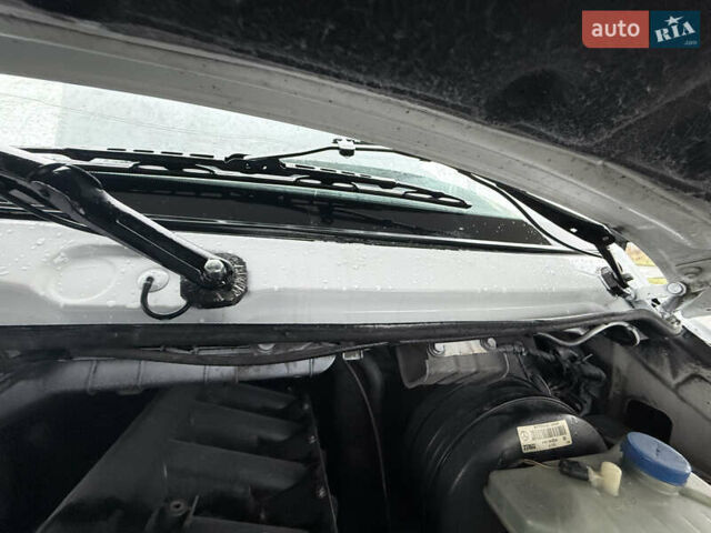 Белый Мерседес Sprinter, объемом двигателя 2.15 л и пробегом 450 тыс. км за 7499 $, фото 23 на Automoto.ua