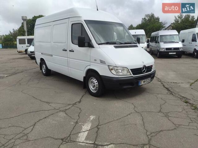 Белый Мерседес Sprinter, объемом двигателя 0 л и пробегом 298 тыс. км за 17500 $, фото 1 на Automoto.ua