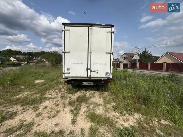 Белый Мерседес Sprinter, объемом двигателя 2.69 л и пробегом 500 тыс. км за 11000 $, фото 3 на Automoto.ua
