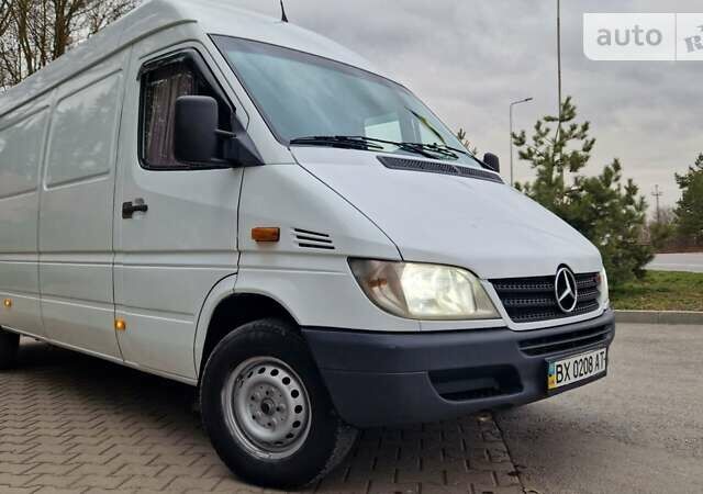 Білий Мерседес Sprinter, об'ємом двигуна 2.2 л та пробігом 420 тис. км за 9900 $, фото 1 на Automoto.ua