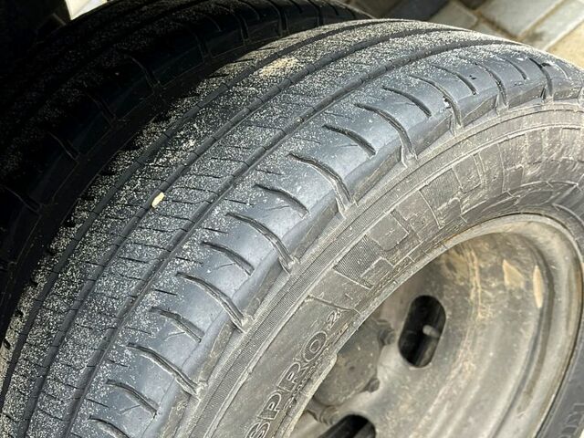 Белый Мерседес Sprinter, объемом двигателя 2.7 л и пробегом 418 тыс. км за 17000 $, фото 7 на Automoto.ua