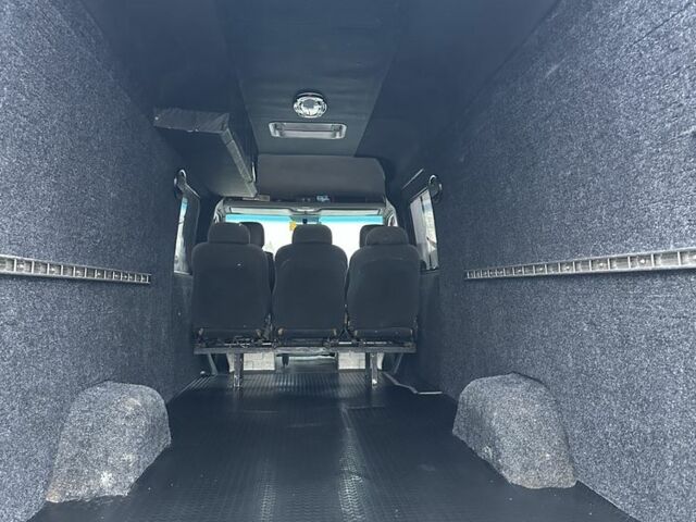 Белый Мерседес Sprinter, объемом двигателя 2.1 л и пробегом 850 тыс. км за 10500 $, фото 12 на Automoto.ua