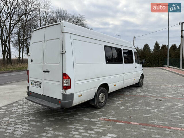 Белый Мерседес Sprinter, объемом двигателя 2.2 л и пробегом 200 тыс. км за 6750 $, фото 10 на Automoto.ua
