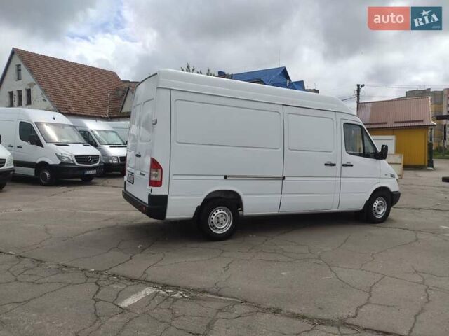 Белый Мерседес Sprinter, объемом двигателя 0 л и пробегом 298 тыс. км за 17500 $, фото 4 на Automoto.ua