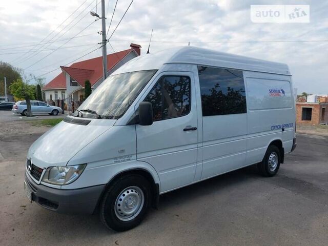 Белый Мерседес Sprinter, объемом двигателя 2.2 л и пробегом 301 тыс. км за 10600 $, фото 13 на Automoto.ua