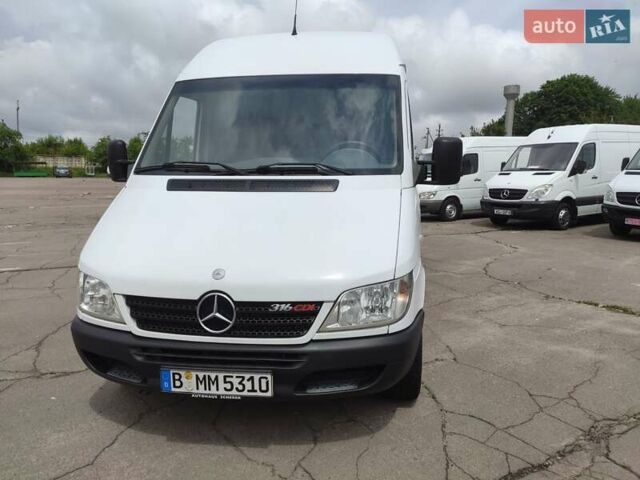 Белый Мерседес Sprinter, объемом двигателя 0 л и пробегом 298 тыс. км за 17500 $, фото 43 на Automoto.ua