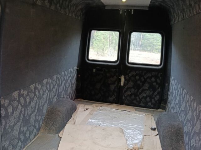 Білий Мерседес Sprinter, об'ємом двигуна 2.2 л та пробігом 330 тис. км за 7150 $, фото 5 на Automoto.ua