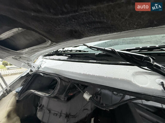 Белый Мерседес Sprinter, объемом двигателя 2.15 л и пробегом 450 тыс. км за 7499 $, фото 24 на Automoto.ua