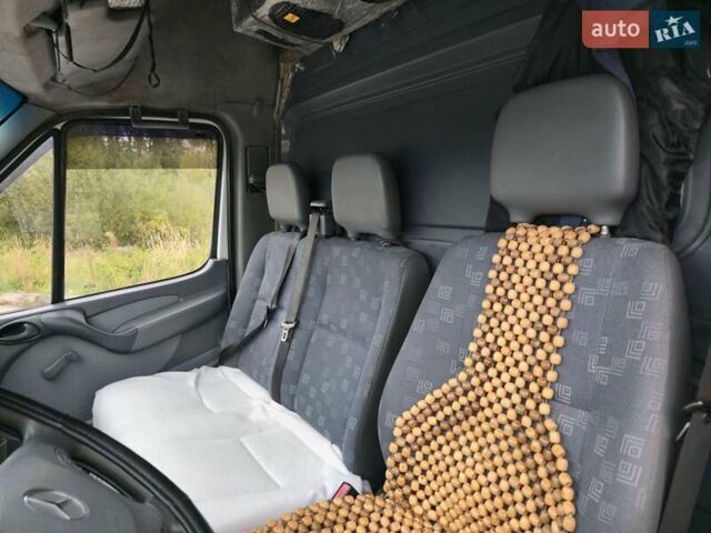 Белый Мерседес Sprinter, объемом двигателя 2.1 л и пробегом 656 тыс. км за 6500 $, фото 14 на Automoto.ua