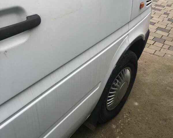 Белый Мерседес Sprinter, объемом двигателя 2.15 л и пробегом 280 тыс. км за 7000 $, фото 15 на Automoto.ua