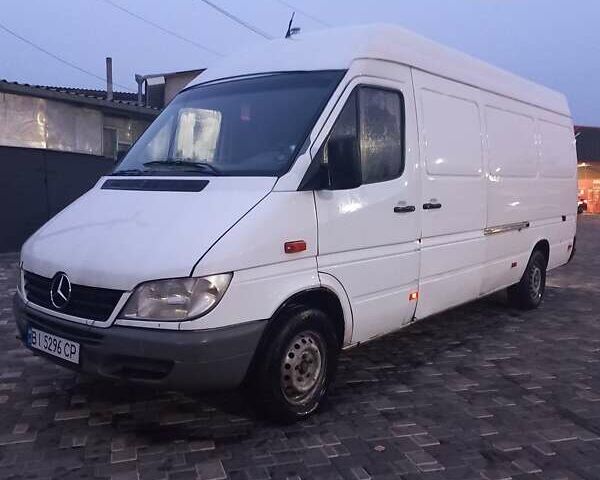 Белый Мерседес Sprinter, объемом двигателя 2.15 л и пробегом 412 тыс. км за 9500 $, фото 5 на Automoto.ua