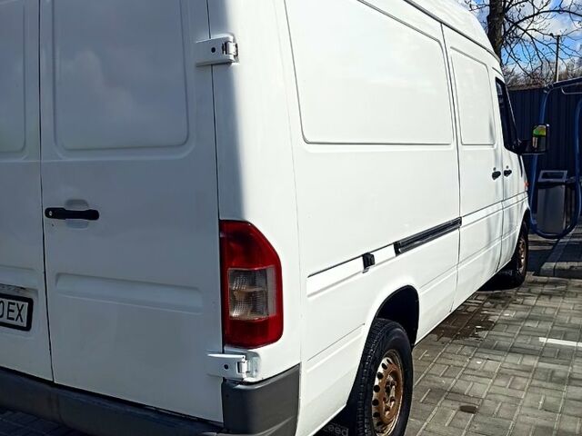 Белый Мерседес Sprinter, объемом двигателя 2.1 л и пробегом 0 тыс. км за 8850 $, фото 11 на Automoto.ua