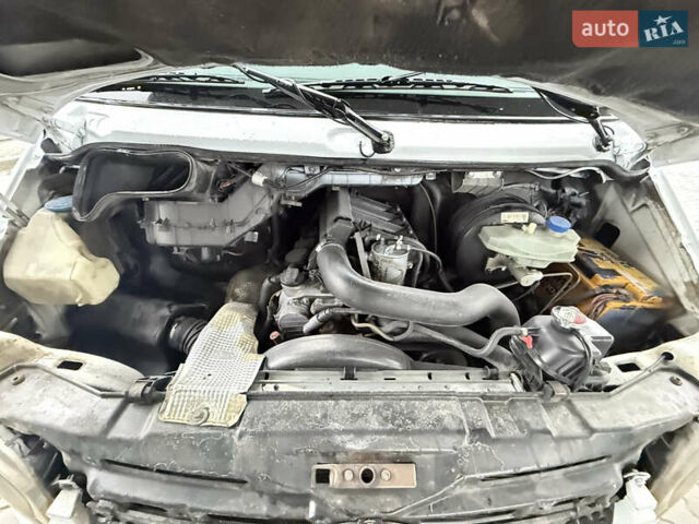 Белый Мерседес Sprinter, объемом двигателя 2.15 л и пробегом 450 тыс. км за 7499 $, фото 25 на Automoto.ua