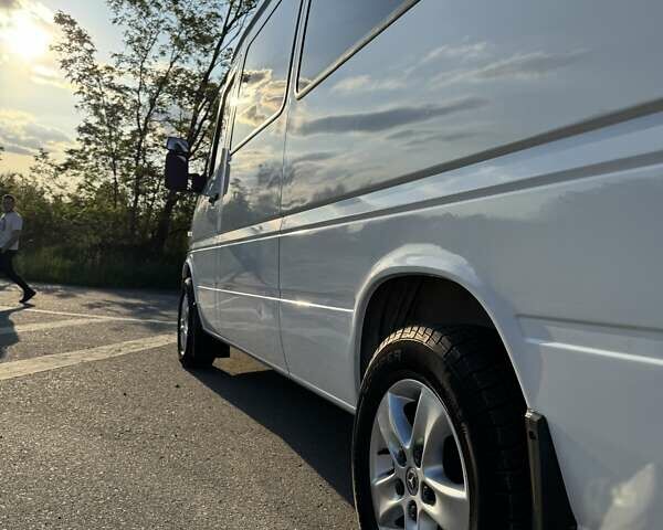 Белый Мерседес Sprinter, объемом двигателя 2.1 л и пробегом 225 тыс. км за 11950 $, фото 20 на Automoto.ua