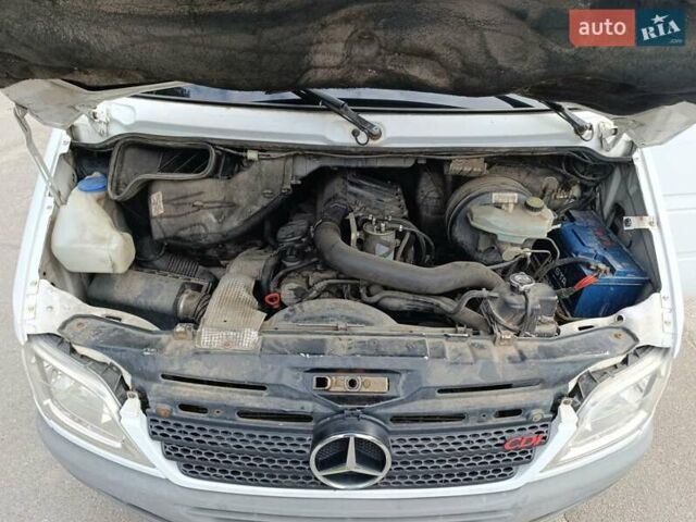Білий Мерседес Sprinter, об'ємом двигуна 2.2 л та пробігом 252 тис. км за 11000 $, фото 20 на Automoto.ua